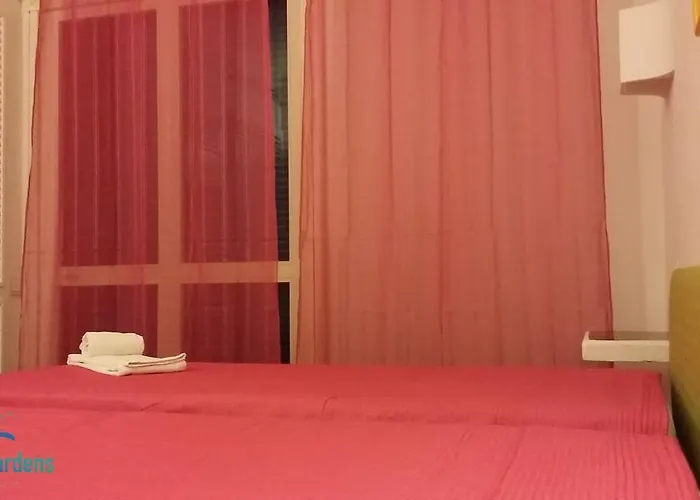 Balaia Gardens, Jardins Da Balaia Vendégház 3*